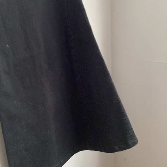 NEW Elizabeth and James Black Bell Bottom jeans - Picture 4 of 7